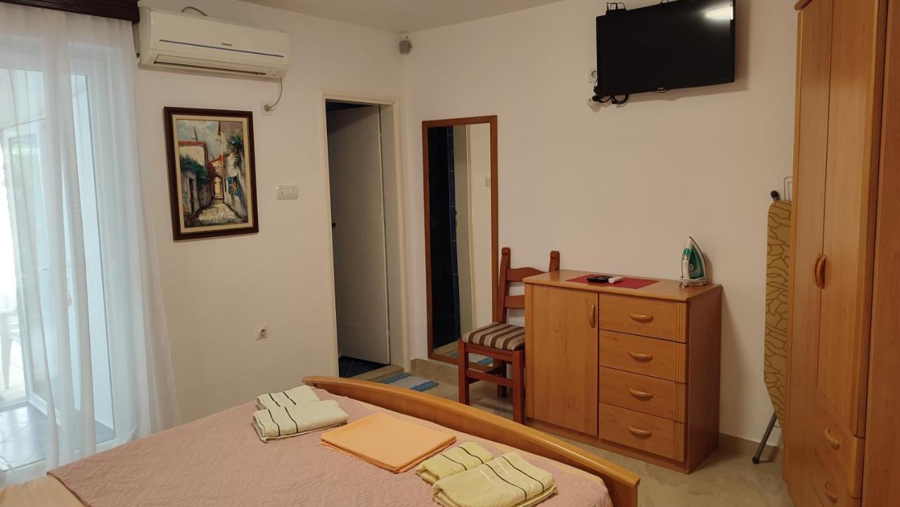 Apartments Familia Budva Exteriör bild