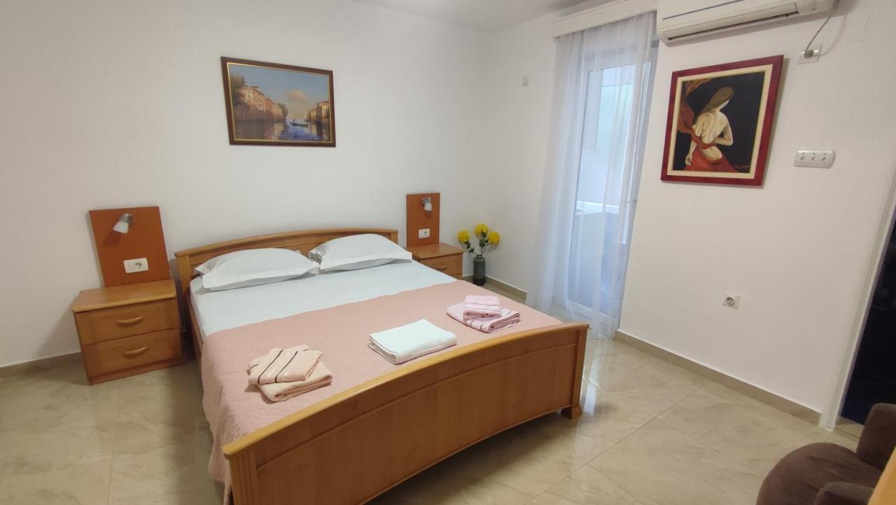 Apartments Familia Budva Exteriör bild