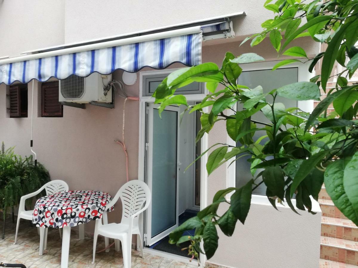 Apartments Familia Budva Exteriör bild