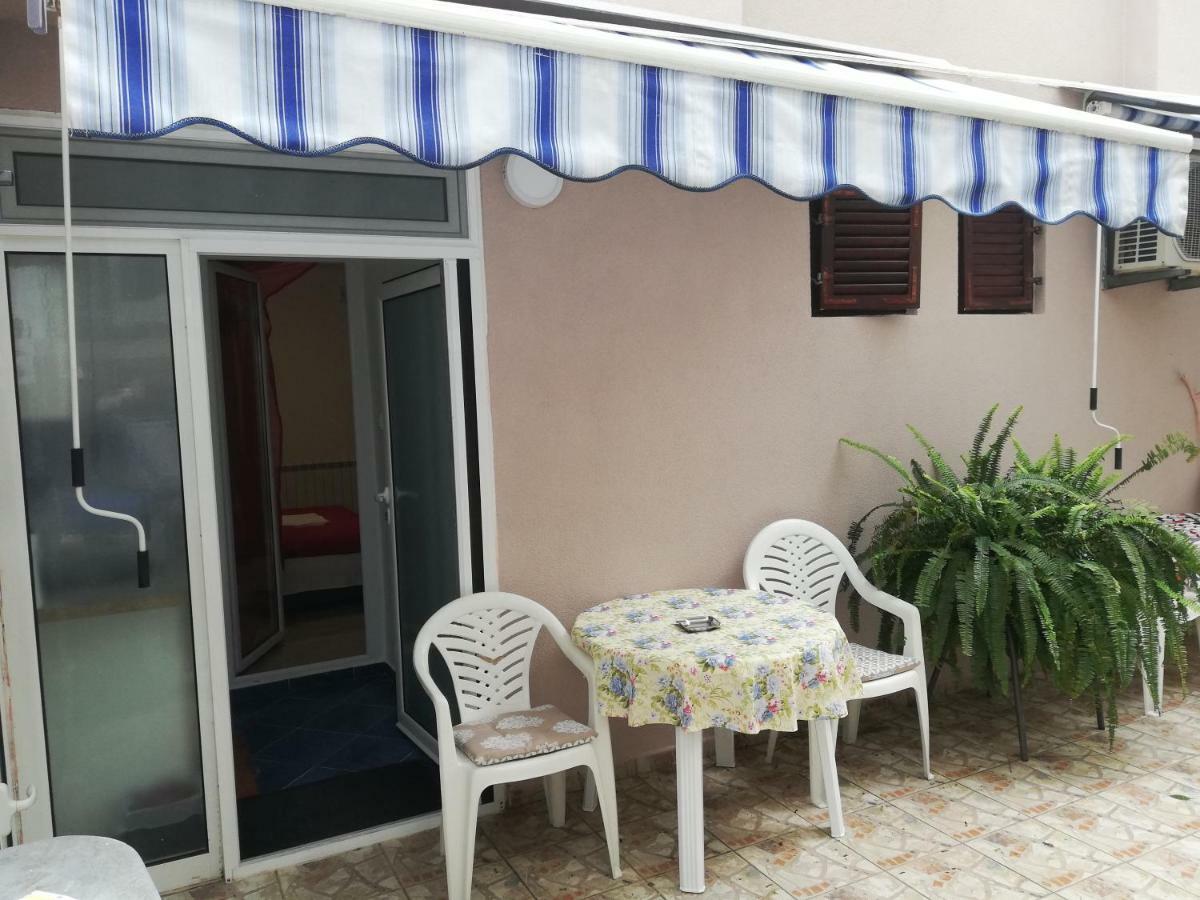 Apartments Familia Budva Exteriör bild